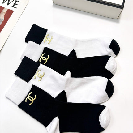 CHANEL 26S CREW SOCKS 408726 (1 BOX)