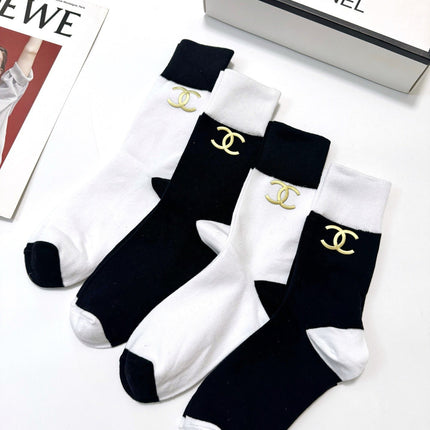 CHANEL 26S CREW SOCKS 408726 (1 BOX)