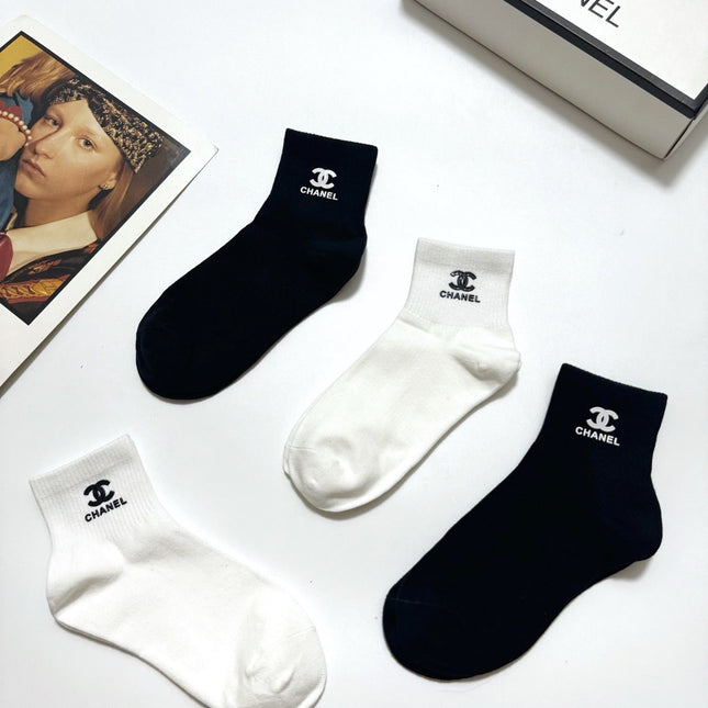 CHANEL 26S ANKLE SOCKS 408731 (1 BOX)
