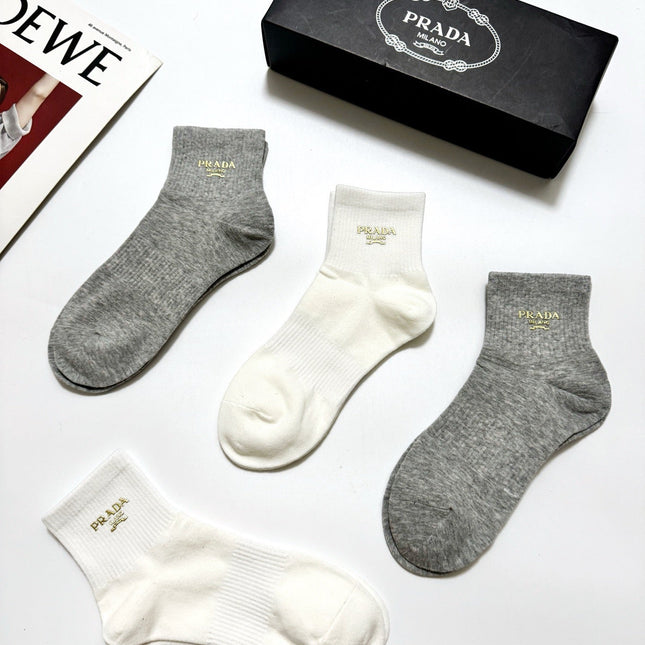 PRADA 26S ANKLE SOCKS 408733 (1 BOX)