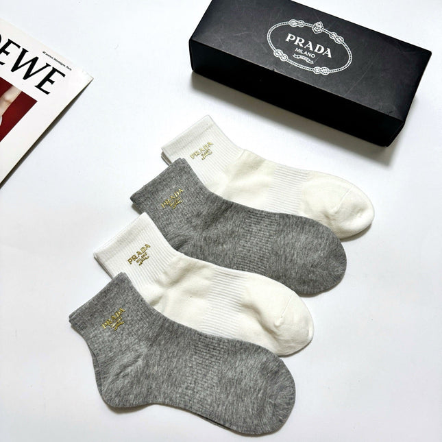 PRADA 26S ANKLE SOCKS 408733 (1 BOX)