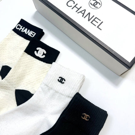 CHANEL 26S ANKLE SOCKS 408741 (1 BOX)