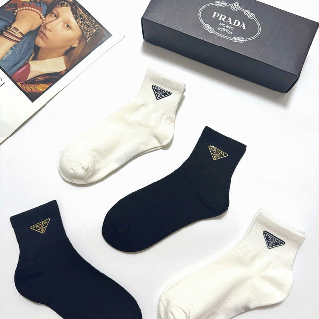 PRADA 26S ANKLE SOCKS 410292 (1 BOX)