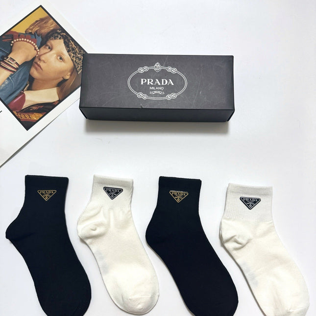 PRADA 26S ANKLE SOCKS 410292 (1 BOX)