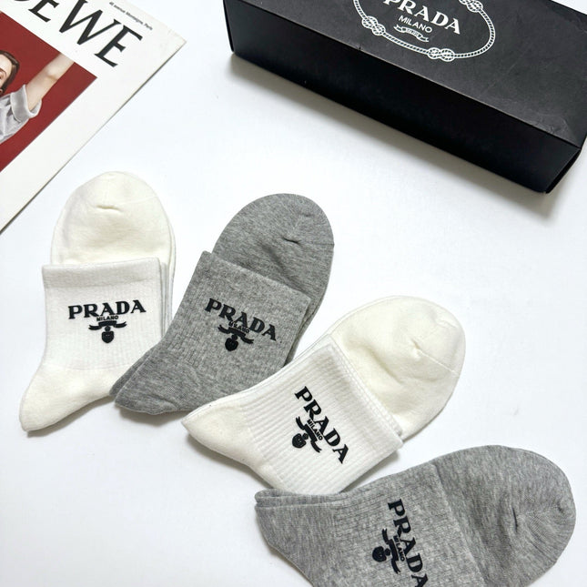 PRADA 26S ANKLE SOCKS 410299 (1 BOX)