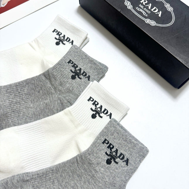 PRADA 26S ANKLE SOCKS 410299 (1 BOX)