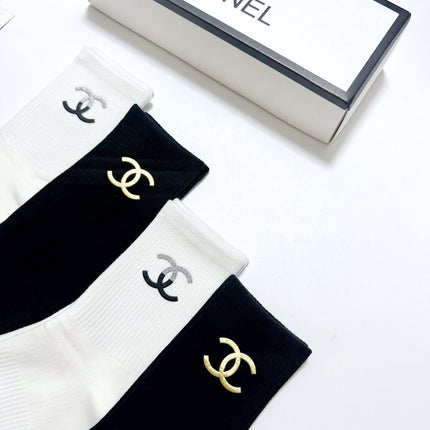 CHANEL 26S CREW SOCKS 410300 (1 BOX)