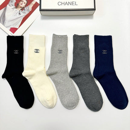 CHANEL 26S CREW SOCKS 412435 (1 BOX)