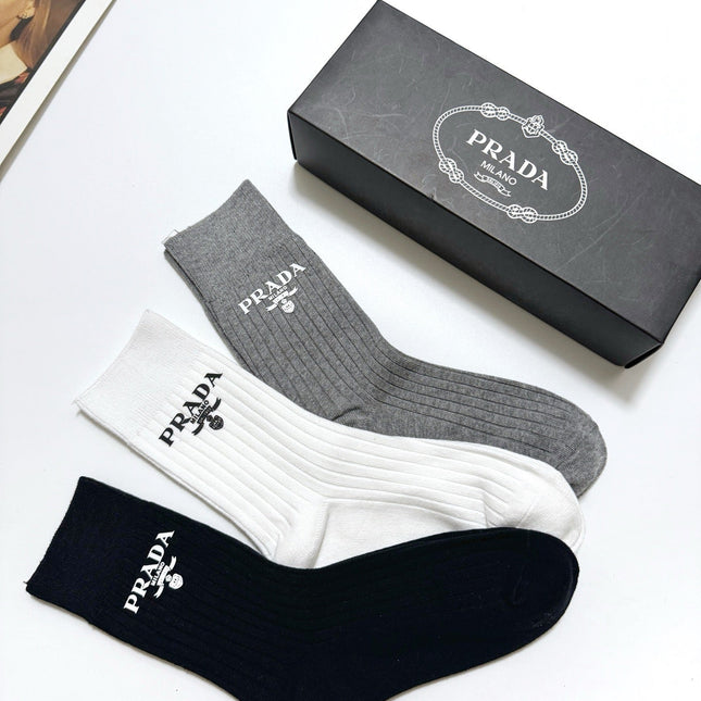 PRADA 26S CREW SOCKS 412438 (1 BOX)
