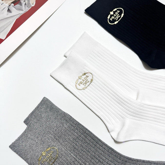 PRADA 26S CREW SOCKS 413936 (1 BOX)