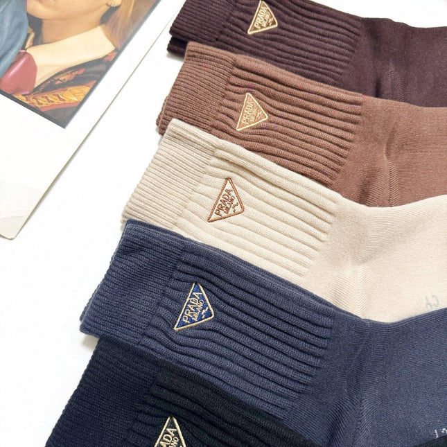 PRADA 26S CREW SOCKS 415673 (1 BOX)