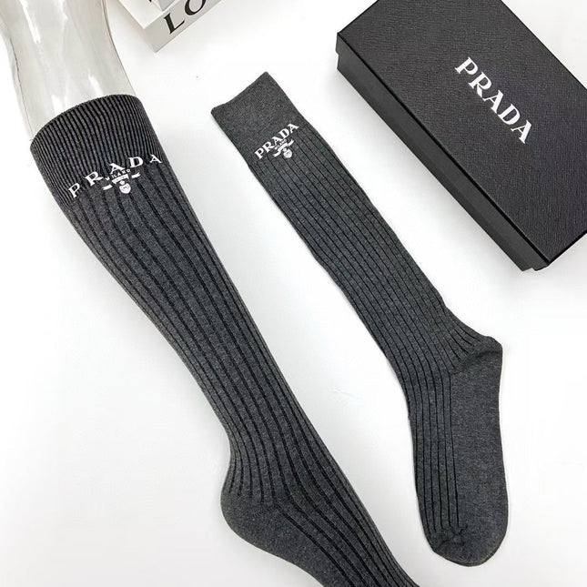 PRADA 26S CREW SOCKS 415684 (1 BOX)