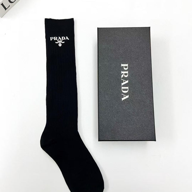 PRADA 26S CREW SOCKS 415685 (1 BOX)