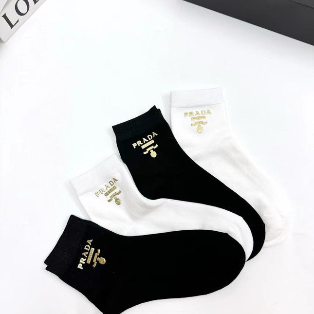 PRADA 26S ANKLE SOCKS 423092 (1 BOX)