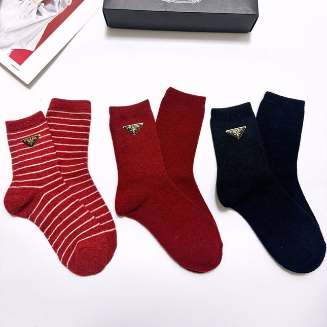 PRADA 26S CREW SOCKS 425089 (1 BOX)