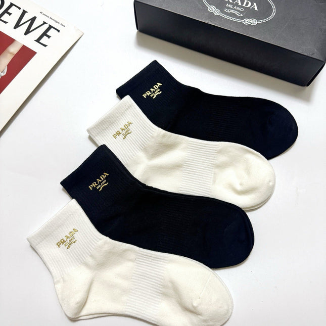 PRADA 26S ANKLE SOCKS 425101 (1 BOX)