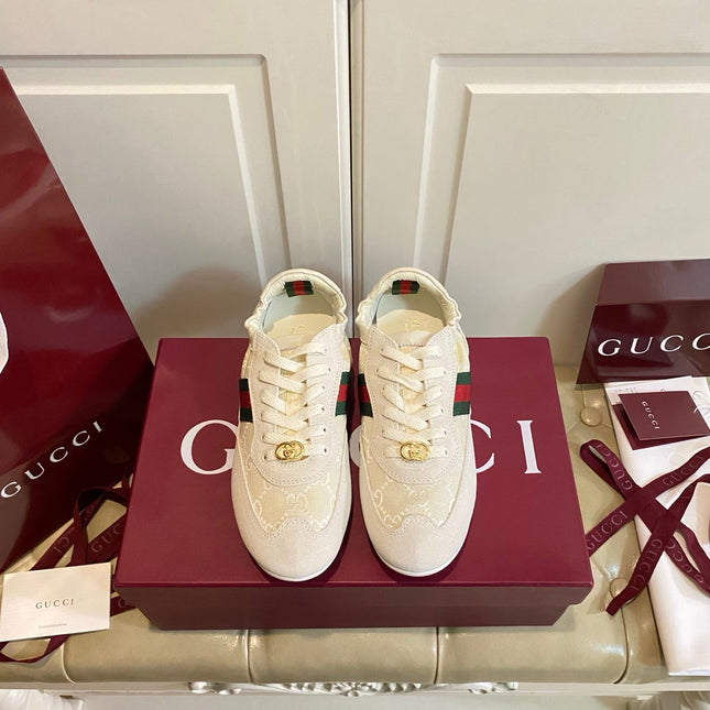 GUCCI 26S SNEAKER IN CREAM WHITE SUEDE AND CANVAS