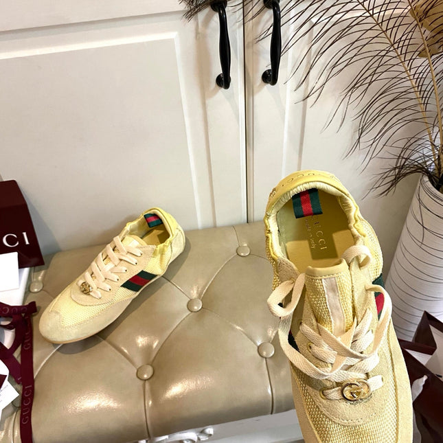 GUCCI 26S SNEAKER IN LIGHT YELLOW SUEDE AND MESH FABRIC