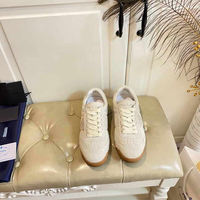 PRADA 26S LACE UP SNEAKERS IN BEIGE SUEDE