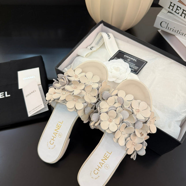 FLAT MULE 15 MM IN PALE GRAY CALFSKIN