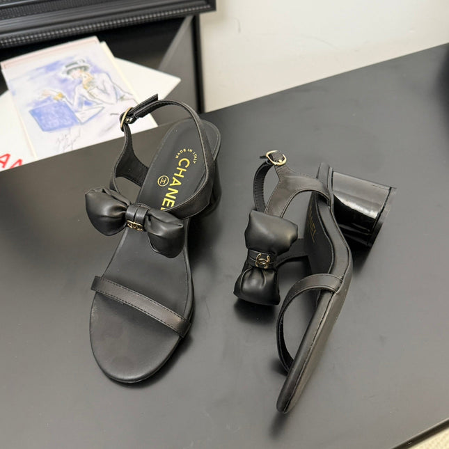 MID HEEL 45 MM SANDALS IN BLACK CALFSKIN
