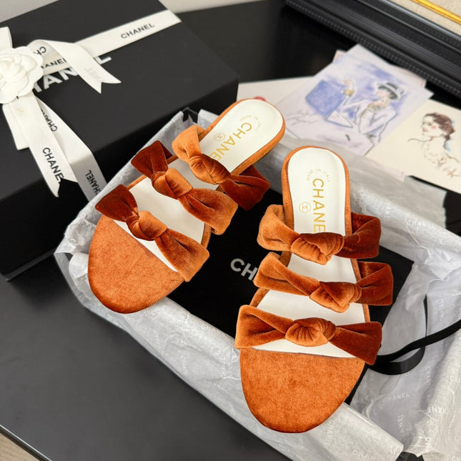 CC 25C Three Strap Mule Pumpkin Velvet fabric 233560