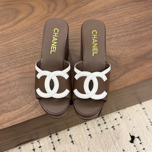 CHANEL 26S WEDGE SANDALS 95 MM IN DARK BROWN CALFSKIN