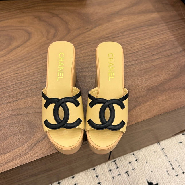 CHANEL 26S WEDGE SANDALS 95 MM IN PASTEL YELLOW CALFSKIN