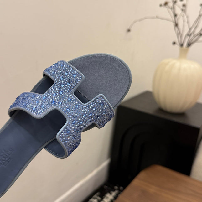 HM 26S OASIS SANDAL IN DUSTY BLUE SUEDE WITH CRYSTALS