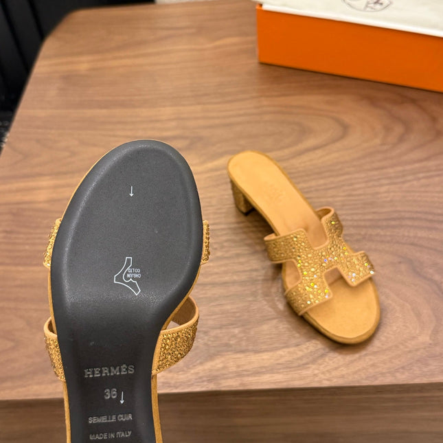 HM 26S OASIS SANDAL IN GOLDEN BROWN SUEDE WITH CRYSTALS