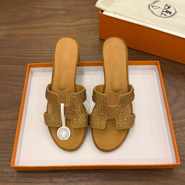 HM 26S OASIS SANDAL IN GOLDEN BROWN SUEDE WITH CRYSTALS