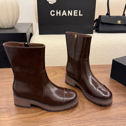 CHANEL 26S ANKLE BOOTS 45 MM IN BROWN PATENT LEATHER ROUNDED TOE