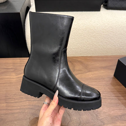CHANEL 26S ANKLE BOOTS 45 MM IN BLACK PATENT LEATHER ROUNDED TOE