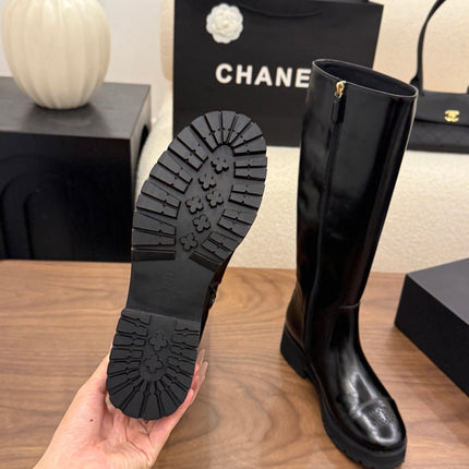 CHANEL 26S TALL BOOTS 45 MM IN BLACK PATENT LEATHER ROUNDED TOE