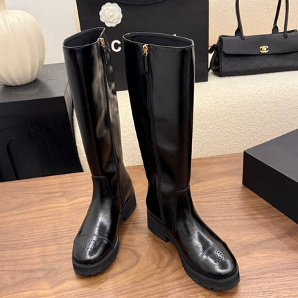 CHANEL 26S TALL BOOTS 45 MM IN BLACK PATENT LEATHER ROUNDED TOE