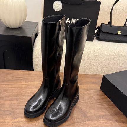 CHANEL 26S TALL BOOTS 45 MM IN BLACK PATENT LEATHER ROUNDED TOE