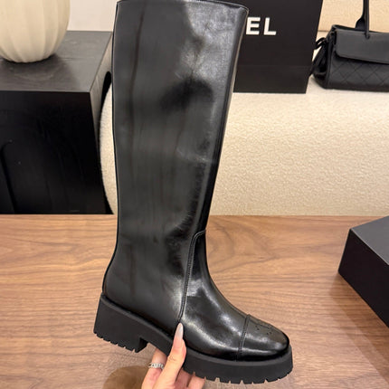 CHANEL 26S TALL BOOTS 45 MM IN BLACK PATENT LEATHER ROUNDED TOE