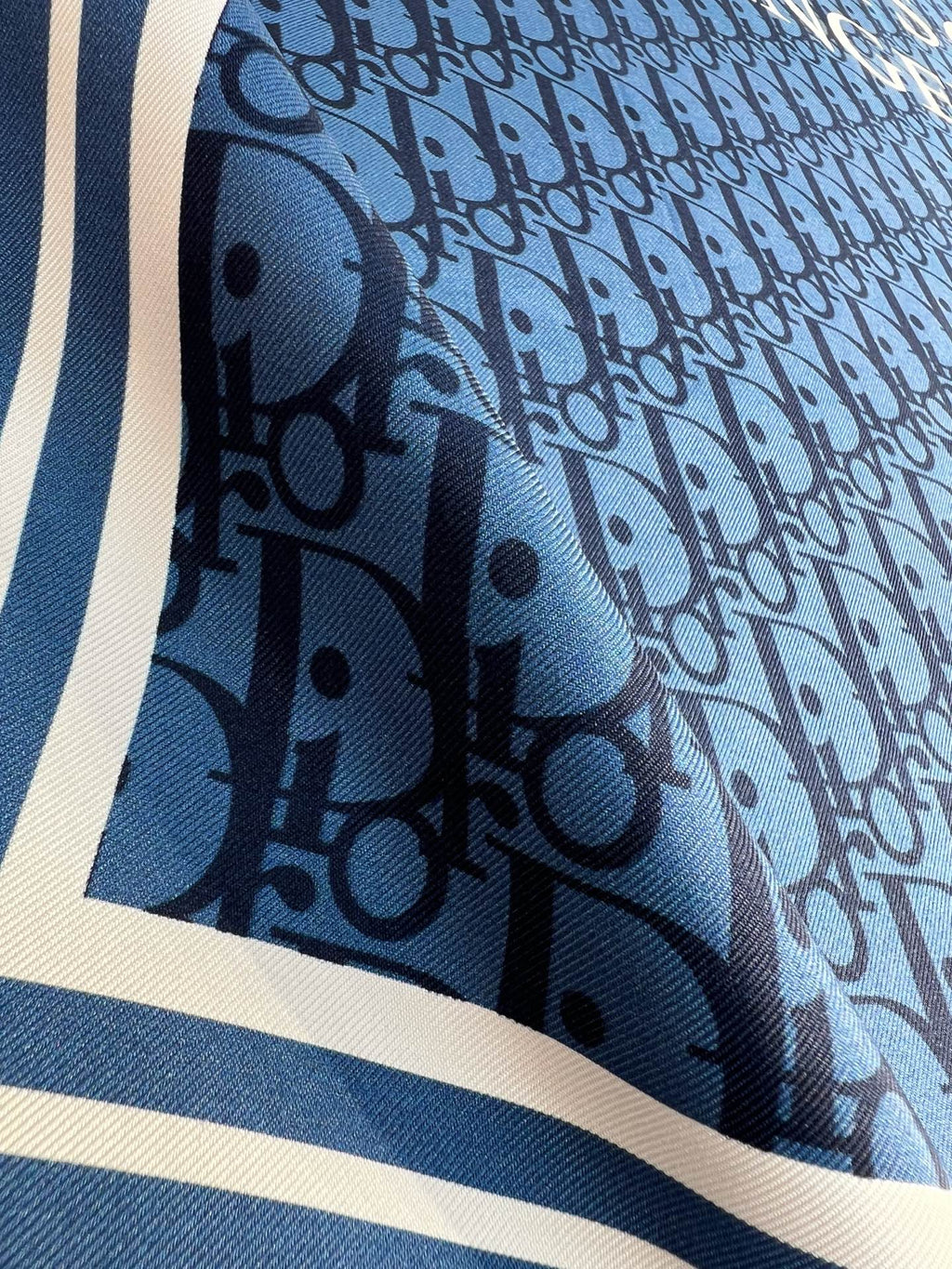 DIOR 26S SCARF 90CM IN SILK 163865