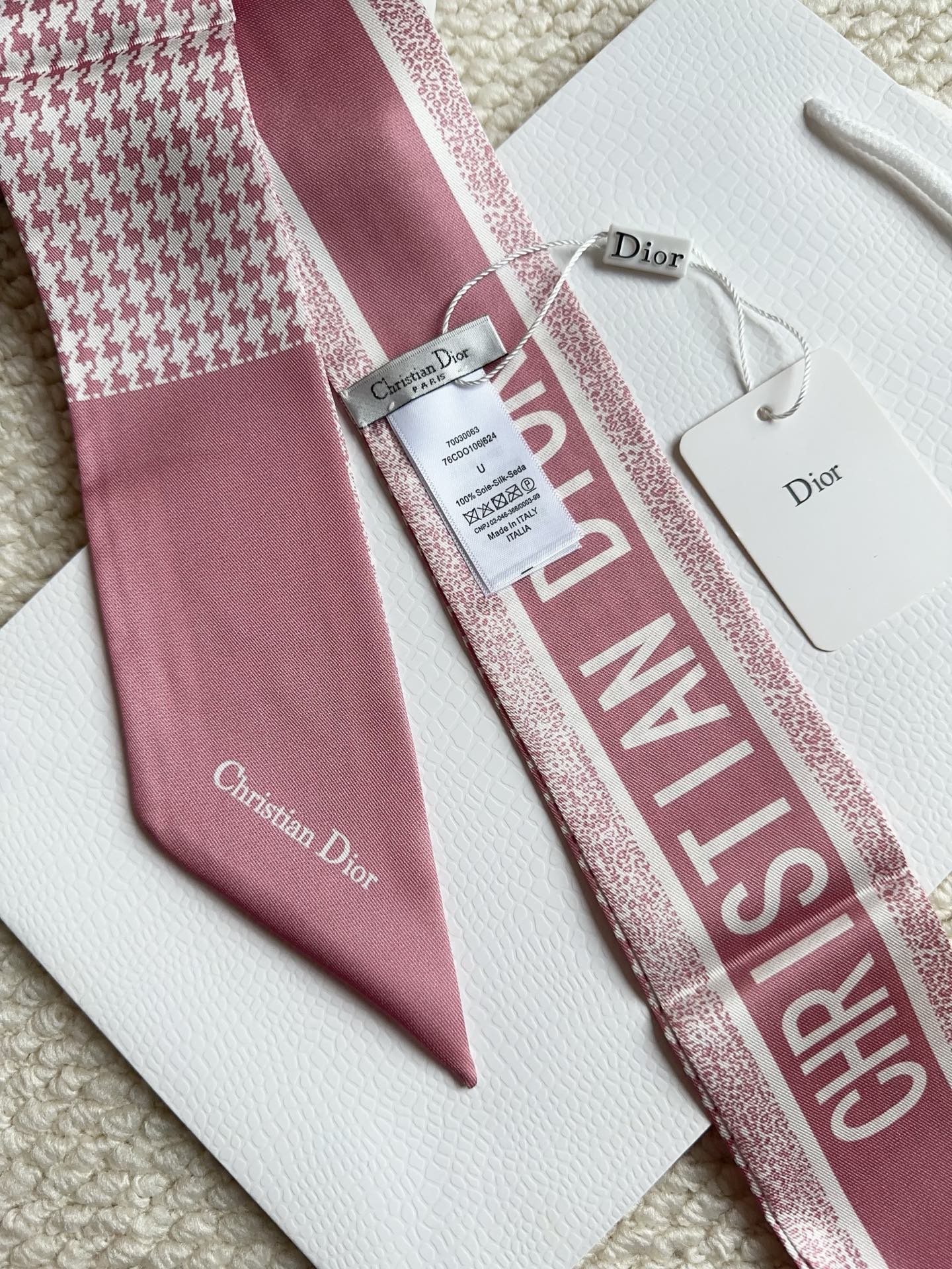DIOR 26S SCARF 105CM IN SILK 298130