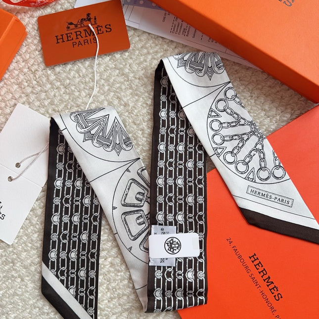 HERMES 26S SCARF 86 IN SILK 309606