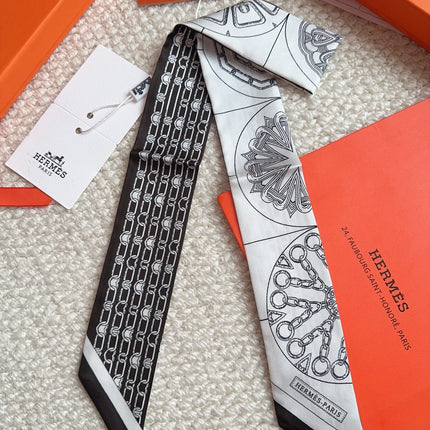 HERMES 26S SCARF 86 IN SILK 309606