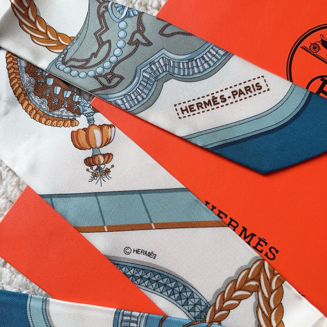 HERMES 26S SCARF 86 IN SILK 309621