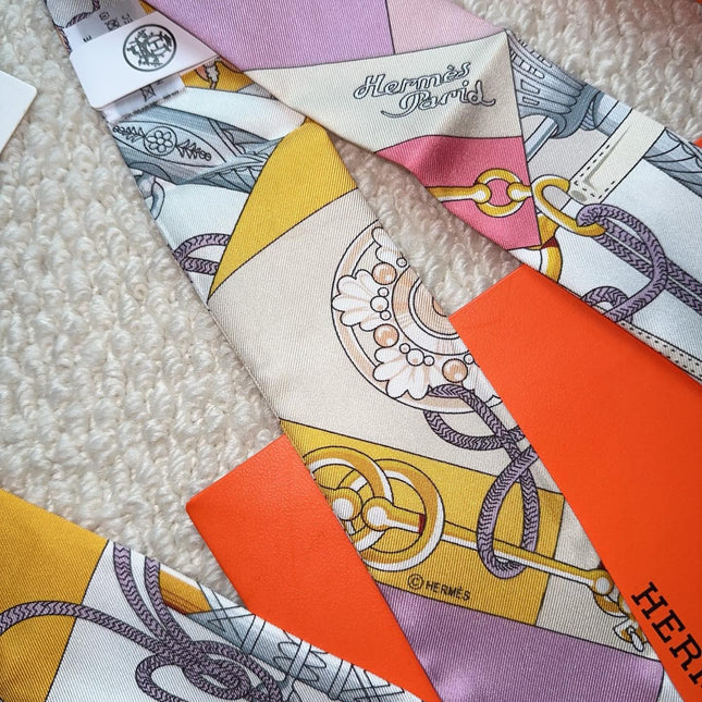 HERMES 26S SCARF 86 IN SILK 309648