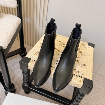 DIOR 26S BLOCK HEEL CHELSEA ANKLE BOOTS IN BLACK CALFSKIN