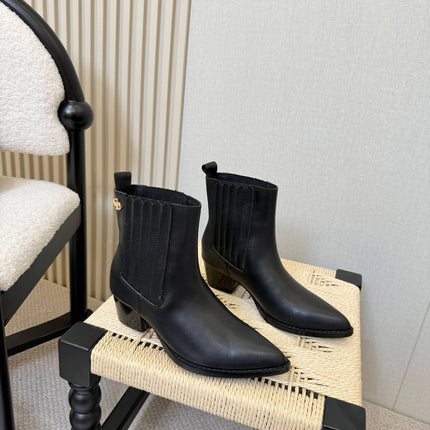DIOR 26S BLOCK HEEL CHELSEA ANKLE BOOTS IN BLACK CALFSKIN