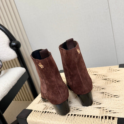 DIOR 26S BLOCK HEEL CHELSEA ANKLE BOOTS IN DARK BROWN SUEDE