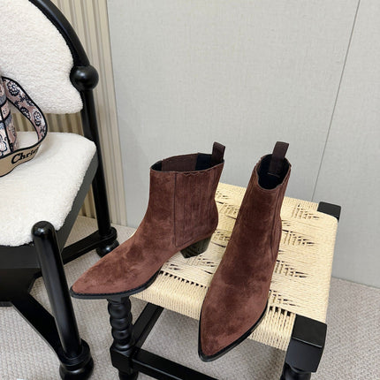 DIOR 26S BLOCK HEEL CHELSEA ANKLE BOOTS IN DARK BROWN SUEDE