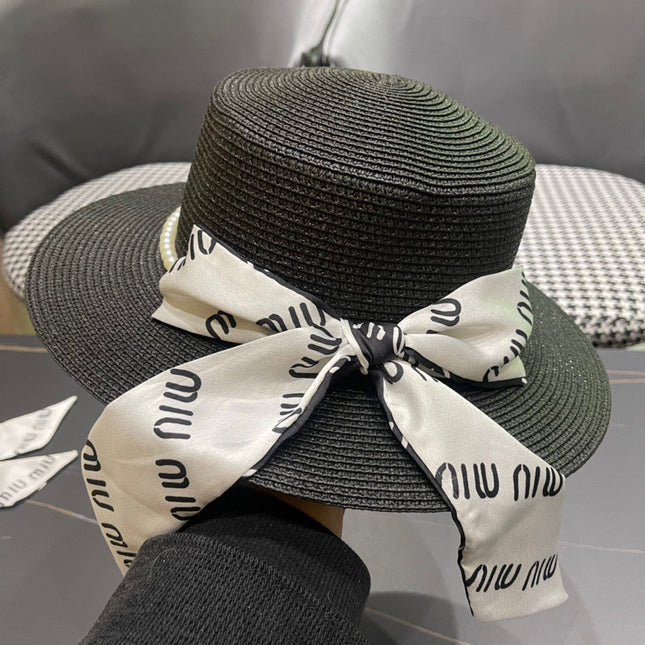 MIUMIU SMALL-BRIM STRAW HAT IN BLACK AND PEARL EMBELLISHED