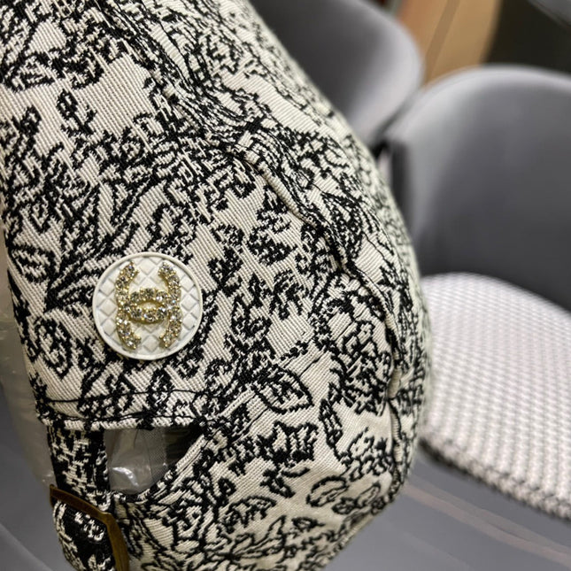 BAKER BOY CAP IN WHITE MIX BLACK FABRIC 431518