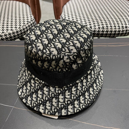 DIOR 26S OBLIQUE JACQUARD BUCKET HAT STYLE 231